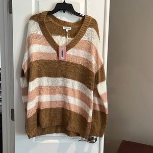 NWT Macaron XL